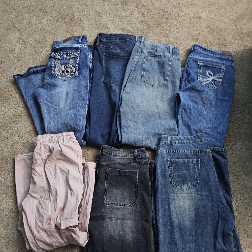 Stylish Blue and Black Women's Jeans